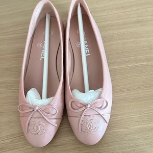 AUTHENTIC Chanel Ballerina Lamb Skin Pink Size 37.5C